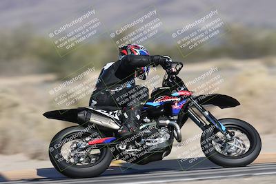 media/Dec-04-2025-Racers Edge (Thu) [[5ebc9f124d]]/3-B Group/2-Session 1 (Turn 4 Entry)/